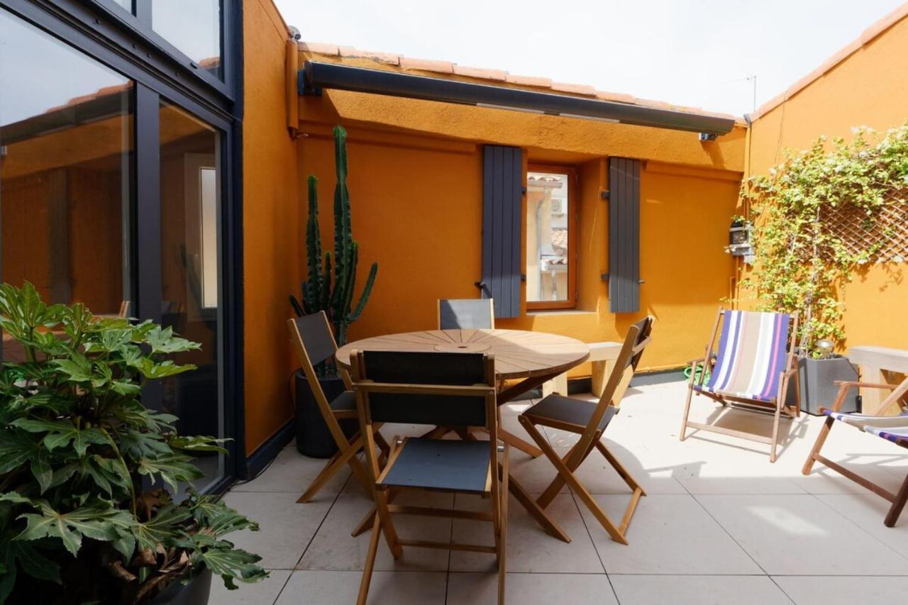 Air-conditioned Duplex With Furnished Terrace In The City Center *